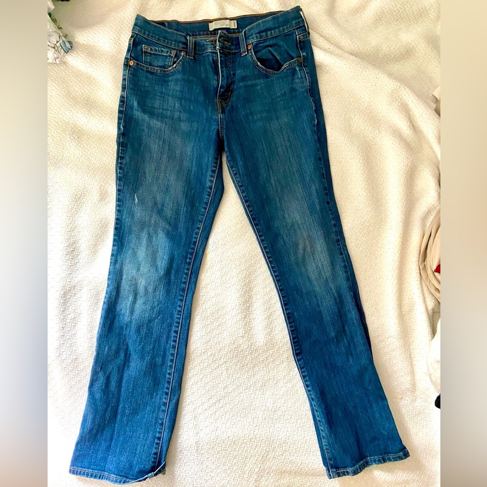 Levi’s Bootcut 515 jeans.  Size 8M Great condition!